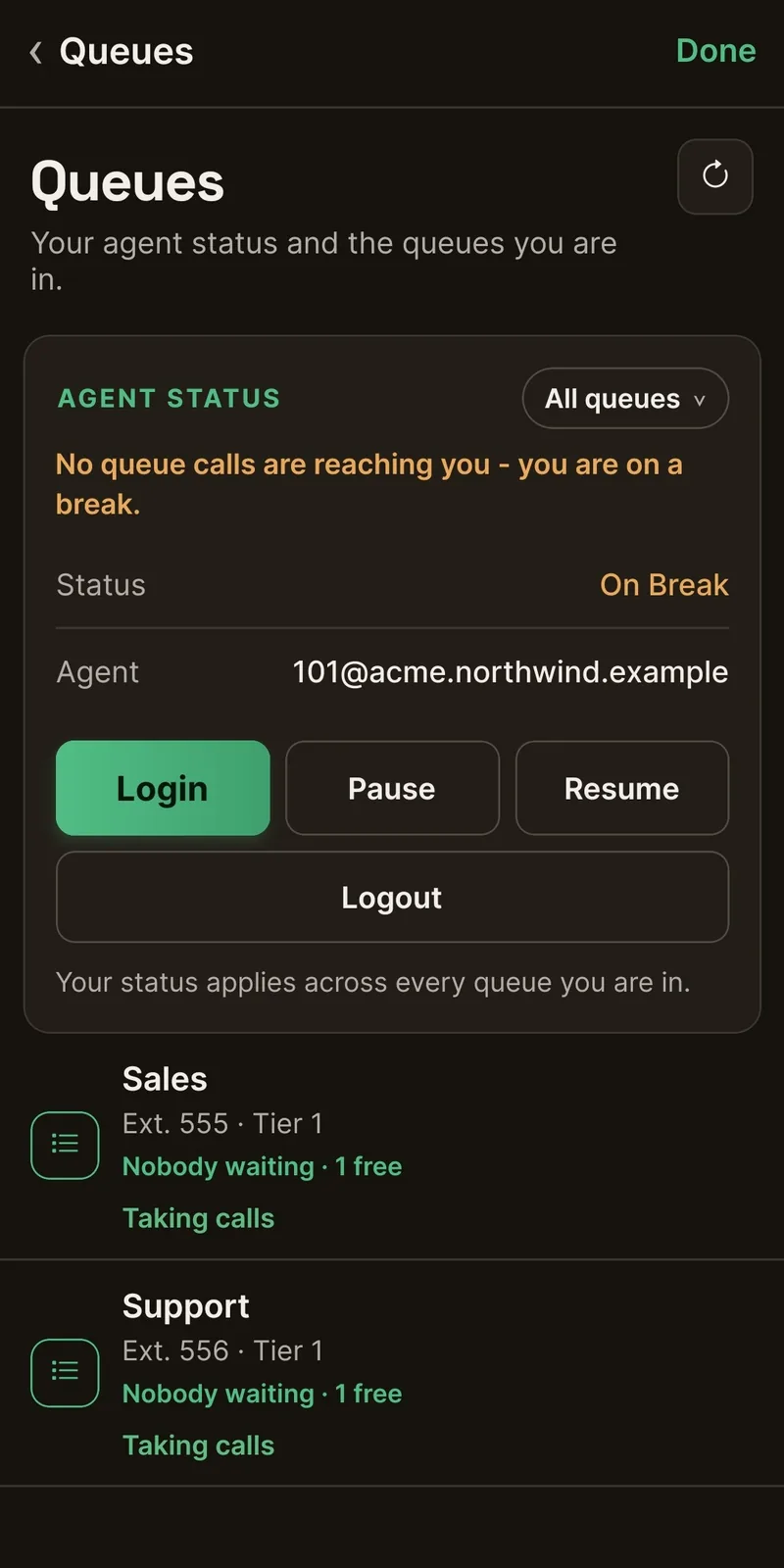 The queues screen with agent status, log in, log out and resume, and a queue listing.